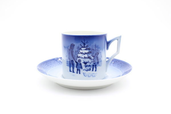 royal copenhagen year cup&saucer 1979