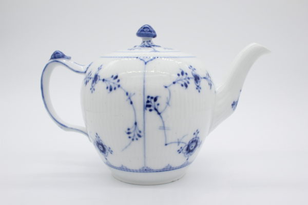 royal copenhagen tea pot - 画像 (2)
