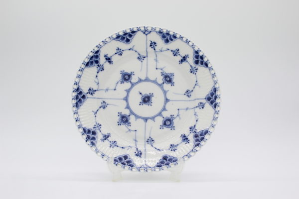 royal copenhagen dessert plate