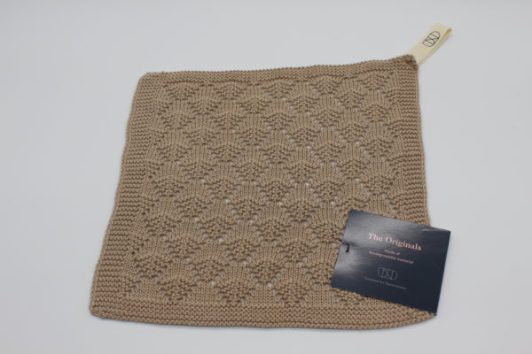 without plastic hand towel    beige